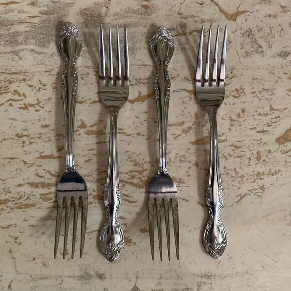 The Cellar Japan 20 piece stainless flat ware set - Picture 5 of 16